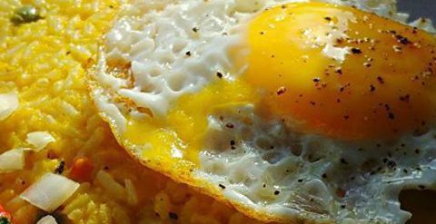 Almuerzo Saludable – Taculocro con huevo escalfado