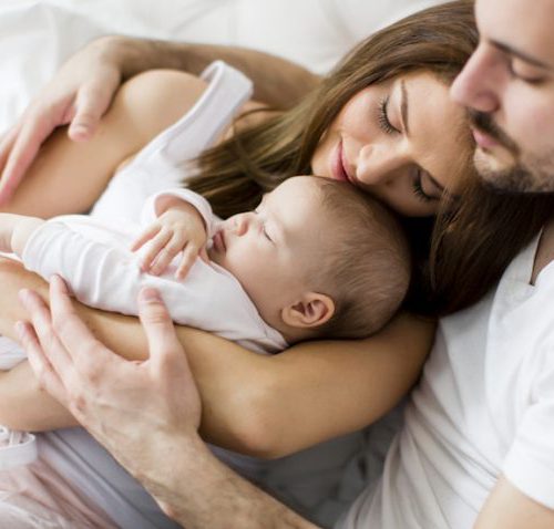 Cómo influye la llegada del primer bebé en la pareja